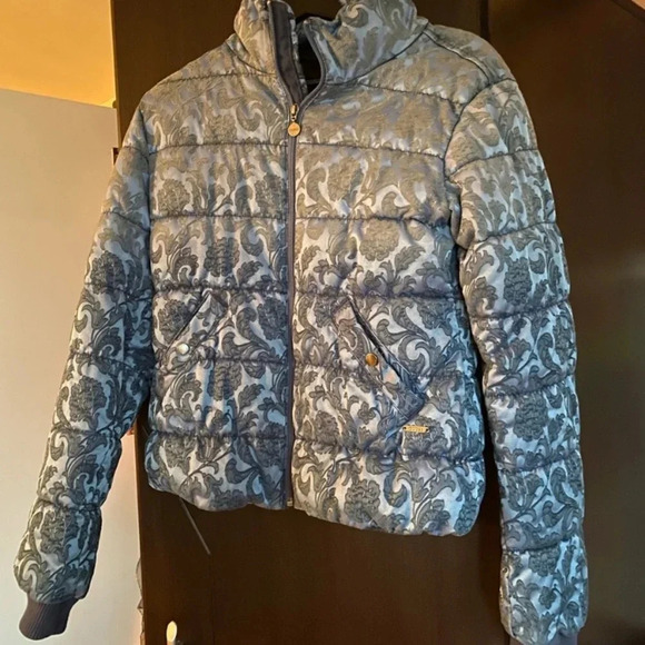 GUESS ASSUNTA BLUE PAISLEY ZIP UP LONG SLEEVE OMBRE PUFFER JACKET S - Picture 3 of 5